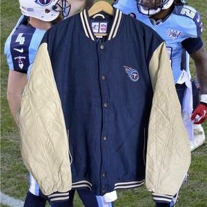 Vintage Tennessee Titans Cream & Navy Varsity